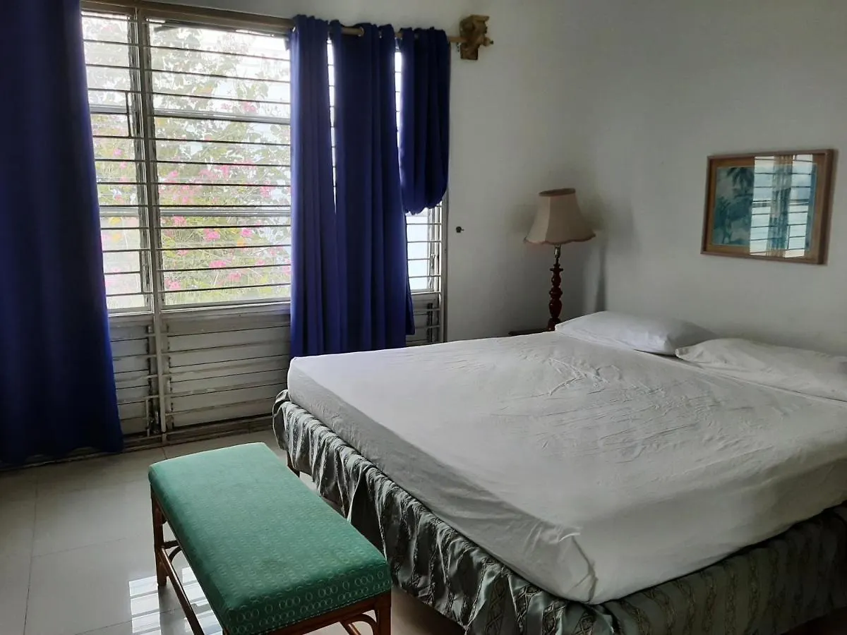 Aparthotel Beach Condos -Montego Bay Club Beach Resort