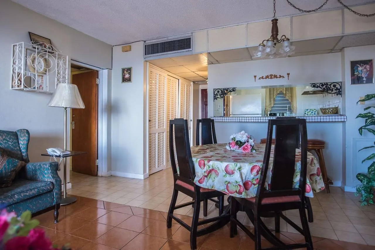 Beach Condos -Montego Bay Club Beach Resort 3*,  Jamaica
