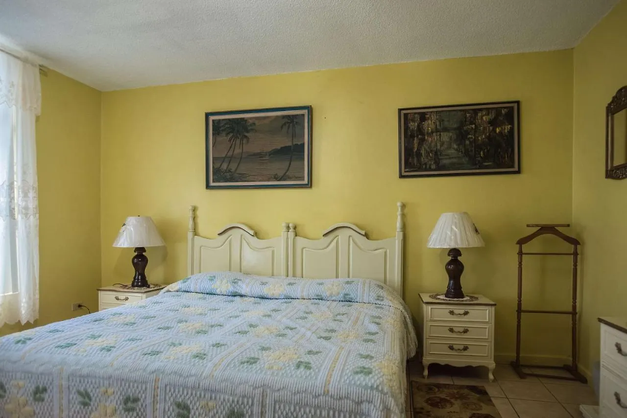 *** Aparthotel Beach Condos -Montego Bay Club Beach Resort Jamaica