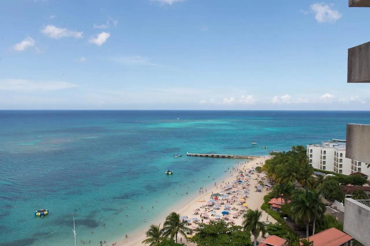 Beach Condos -Montego Bay Club Beach Resort Aparthotel