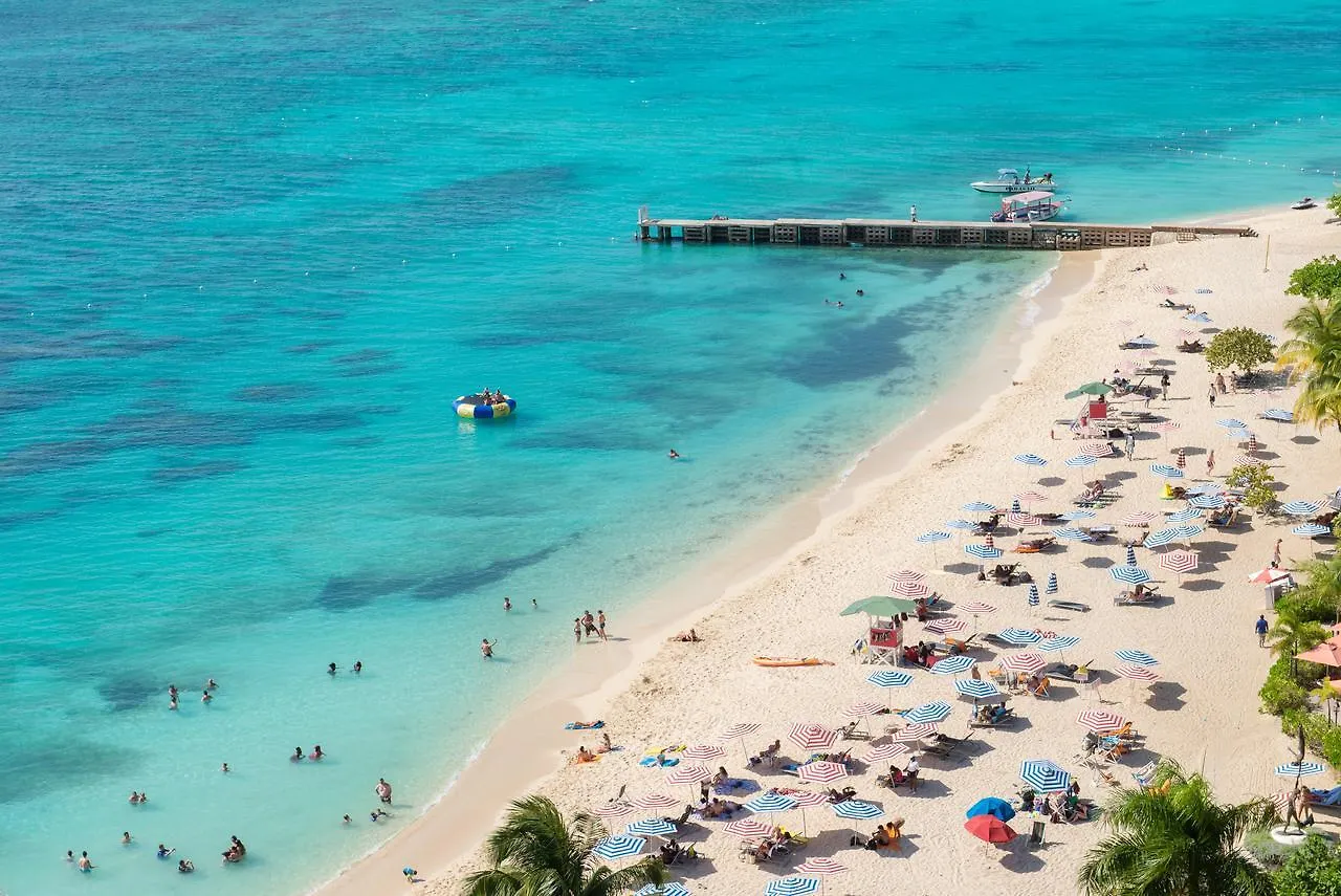 Aparthotel Beach Condos -Montego Bay Club Beach Resort