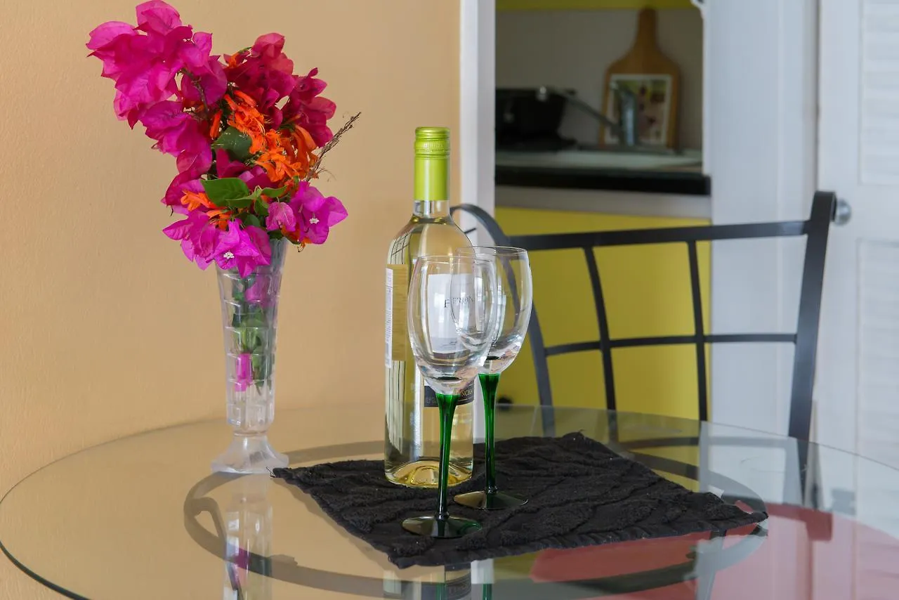 Beach Condos -Montego Bay Club Beach Resort Aparthotel