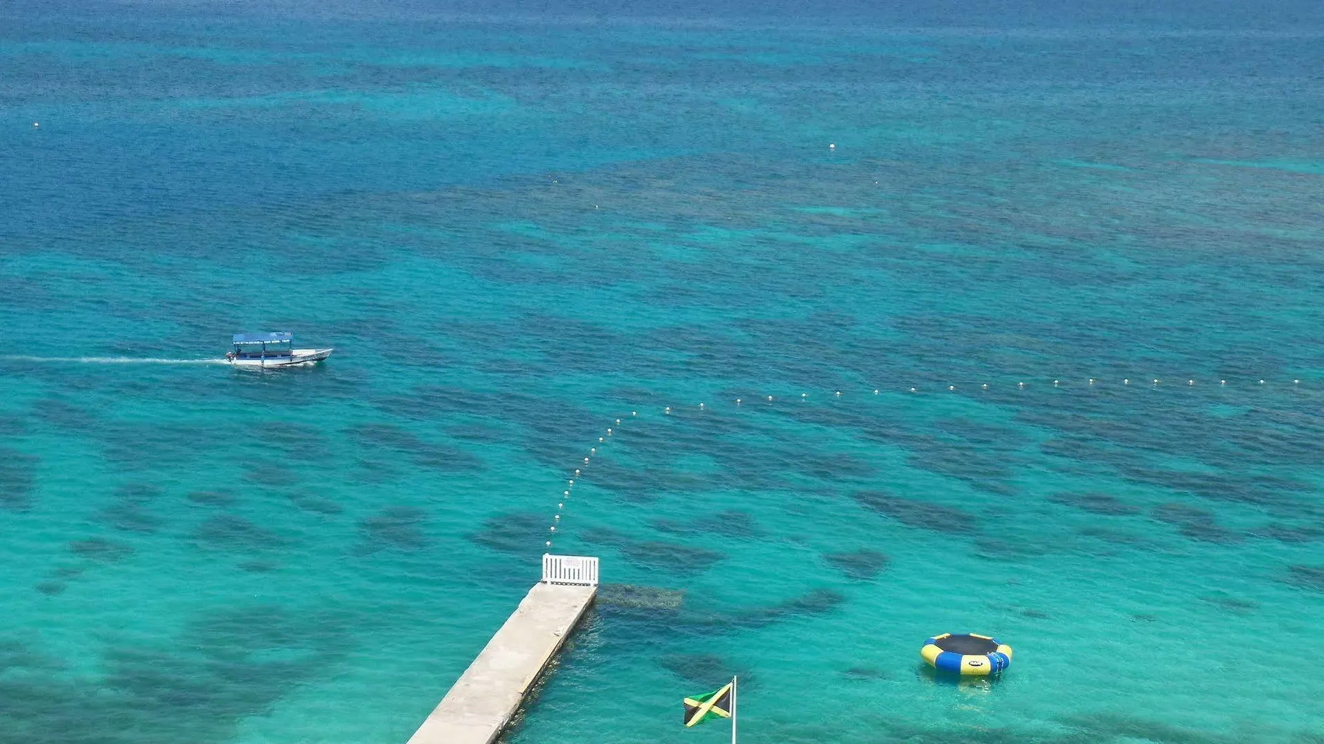 *** Aparthotel Beach Condos -Montego Bay Club Beach Resort Jamaica
