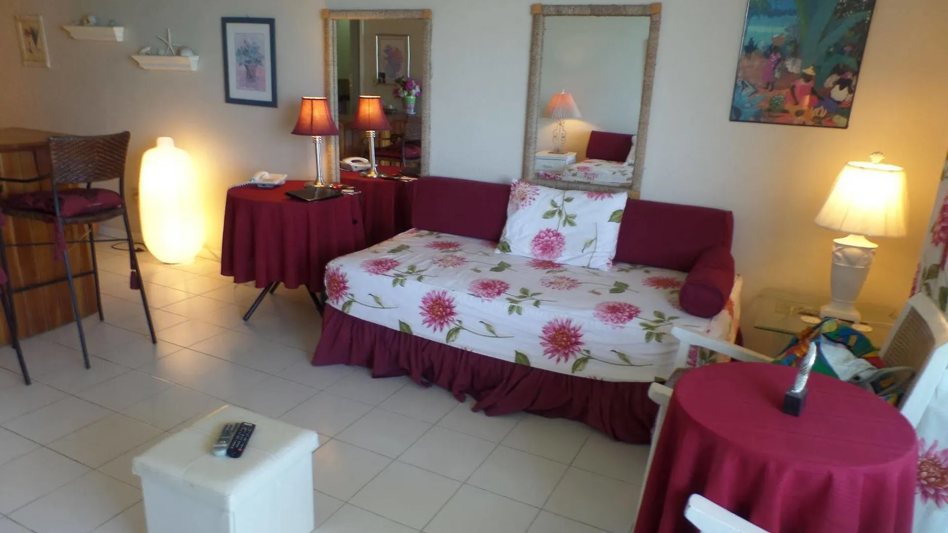 Aparthotel Beach Condos -Montego Bay Club Beach Resort